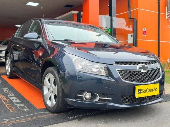 CHEVROLET CRUZE 1.8 LT 16V FLEX 4P AUTOMÁTICO CHEVROLET CRUZE 1.8 LT 16V FLEX 4P AUTOMÁTICO